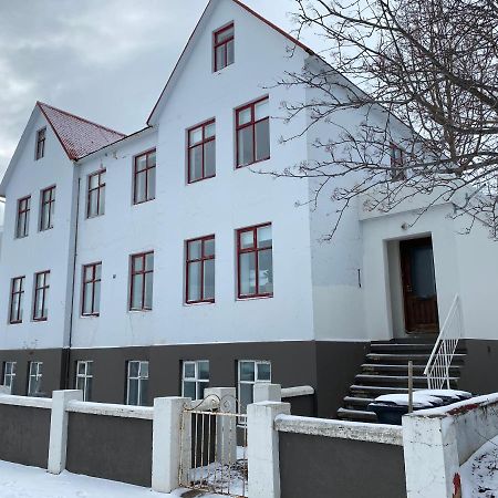 Day Dream Central Akureyri Two Bedroom Apartment Exteriör bild